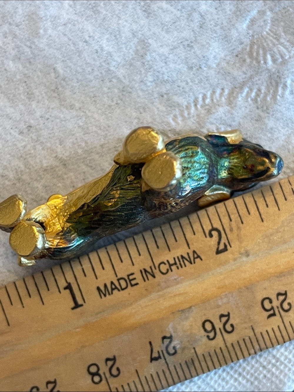 Dachshund Dog Brooch- Iridescent Green & Gold - Picture 8 of 8